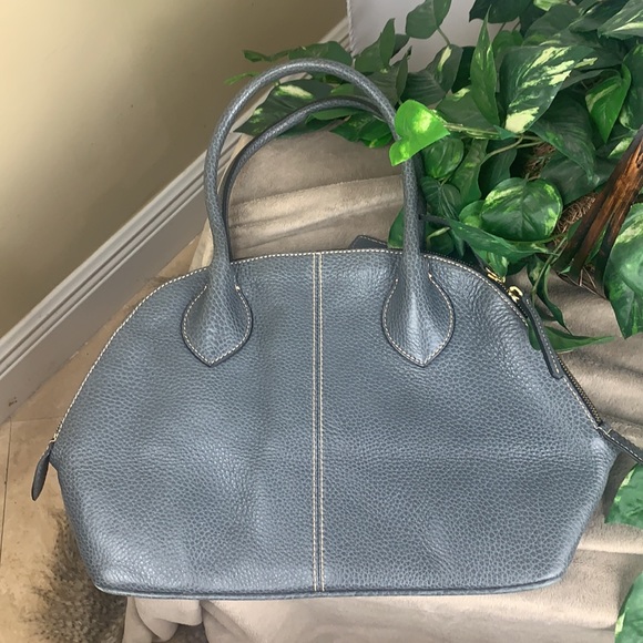 ❌TRADED
Dooney & Bourke Gray Pebbled Genuine Leather Purse Handbag - Picture 16 of 16